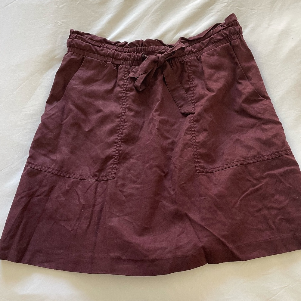 High Waisted Maroon Flowy Skirt with Pockets